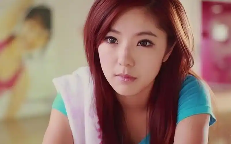 事实证明赵奕欢为了5000月薪而脱掉的衣服可能再也穿不上