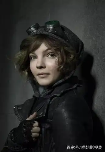 《哥谭》:dc漫迷大呼过瘾之蝙蝠侠前传