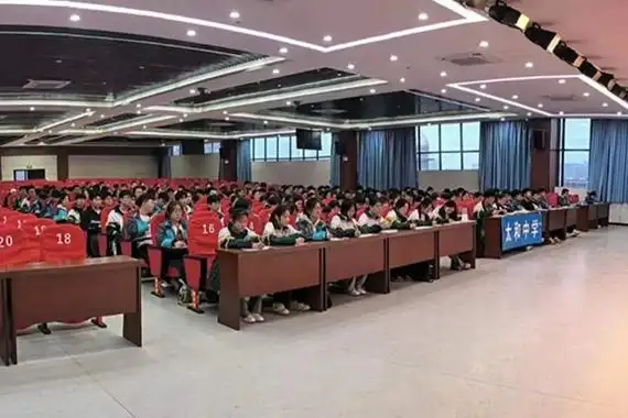 太和中学举行2024年春季团校开班仪式暨团校第一课