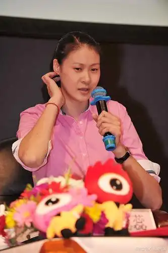 38岁的"排球女神"赵蕊蕊近照美如少女,为何至今仍旧单身?