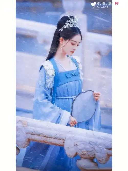 "#祝绪丹  #古装电视剧  #古装美人  #高清壁纸  #遇龙  #明星  #美女