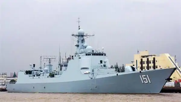 052c舰竟然被老式052舰"打沉",中国海军震动不已