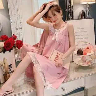 粉色女士睡衣
