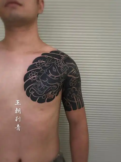 半甲_纹身图案手稿图片_王朝的纹身作品集