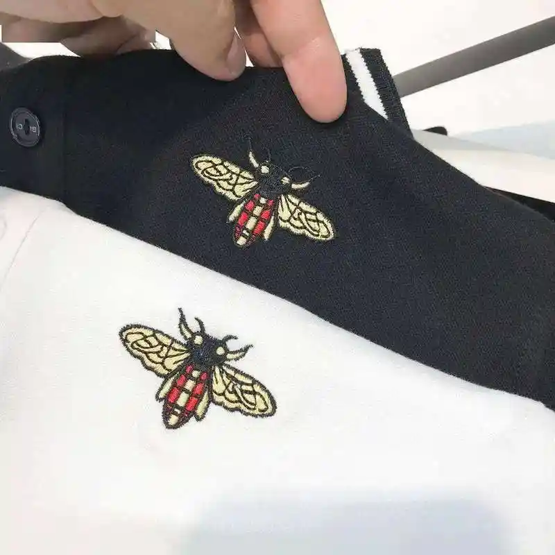 小蜜蜂衣服标志是什么牌子