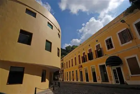 恩尼斯总统前地sm001-塔石广场(原美上校操场旧址)sm002-妈阁山sm003