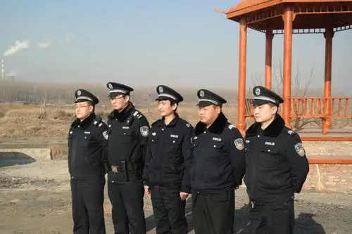 警察蜀黍帅呆了 ---峰峰公安护您过"丰收年"