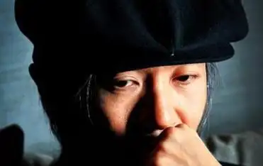 60岁周星驰近照曝光,"肌肉星爷"惊呆粉丝