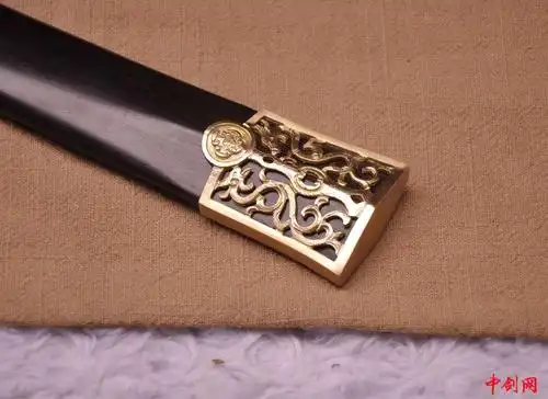 赤宵汉剑百炼钢