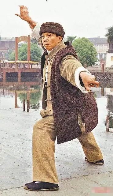 14岁恋上44岁昔日童星忆夺爱已婚刘家良