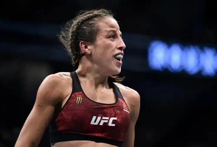 乔安娜叫阵罗斯最能打的女人回来了