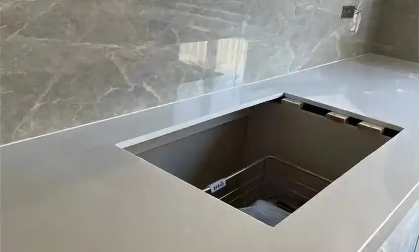 橱柜台面90度后挡水条