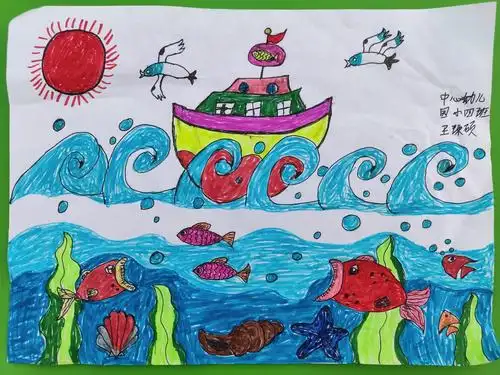 龙塘中心幼儿园海洋主题绘画手工作品展
