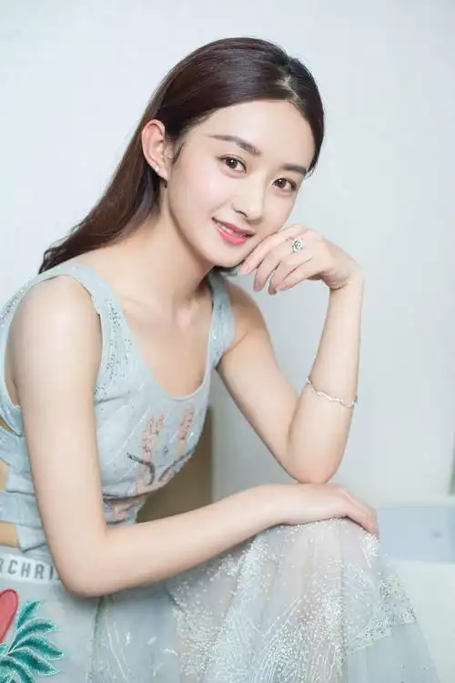 赵丽颖出生日期及家世情况(演员赵丽颖个人资料简介)_四五百科