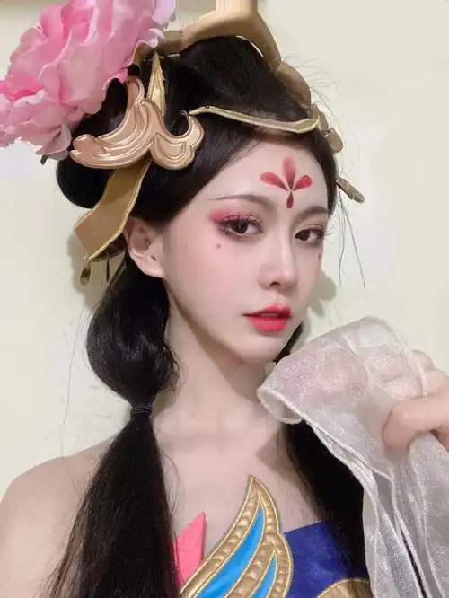 王者荣耀杨玉环杨玉环霓裳曲cos