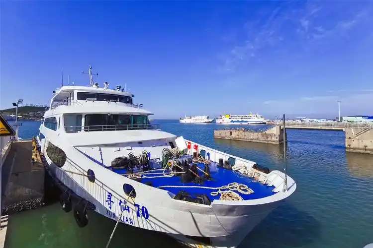 50米到达长岛游客中心,可办理景区票务,旅游咨询,导游预约,共享单车