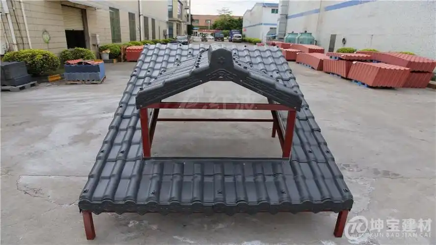 转载红波树脂瓦老虎窗做法安装图片大全