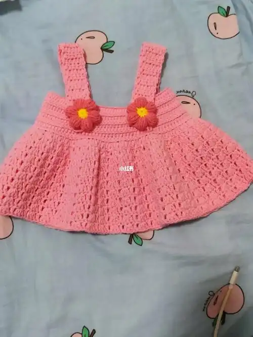 钩织小吊带蓬蓬裙第一次给女儿钩裙子