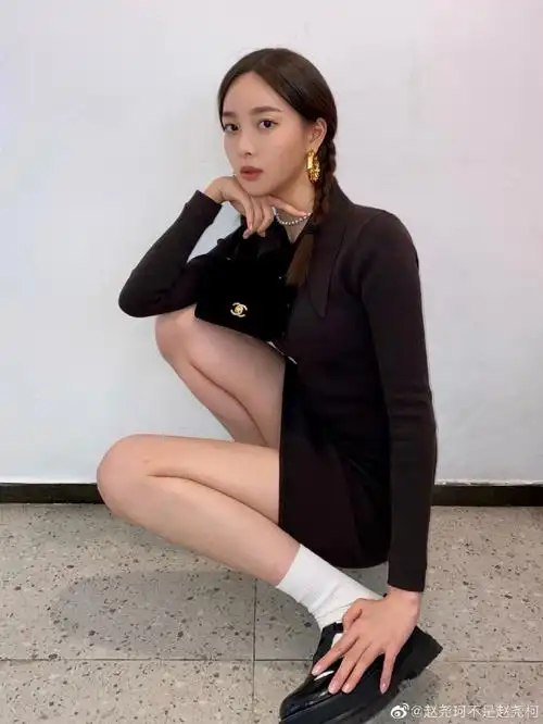 邓超元恋情被拍,密室逃脱变"脱单利器"