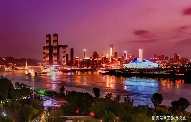 重庆朝天门:文化与科学的交汇点_科技_发展_魅力