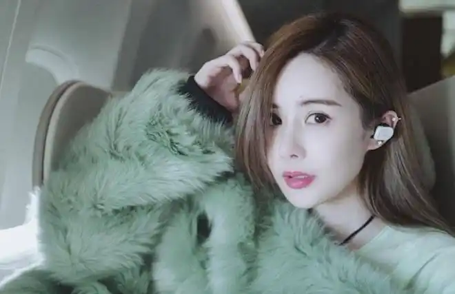 韦雪被王思聪嘲讽却凭2段感情获9亿资产实现人生逆袭