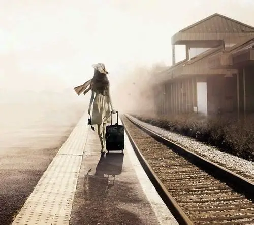 红尘俗世中我的离开是让彼此忘掉20180811