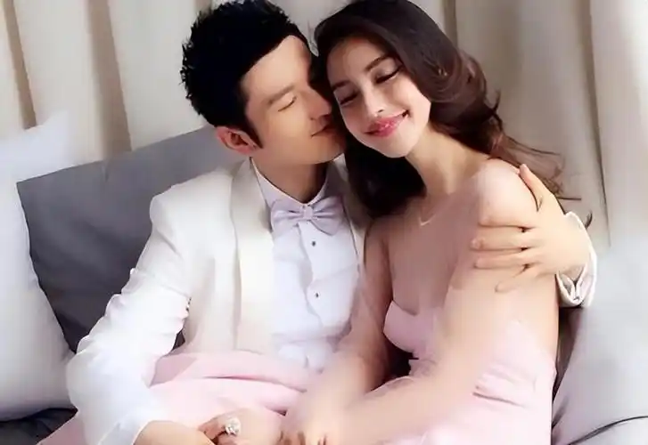 回顾:郑恺暂别《跑男》后,李晨与baby的让步,看清老成员的为人_旅游