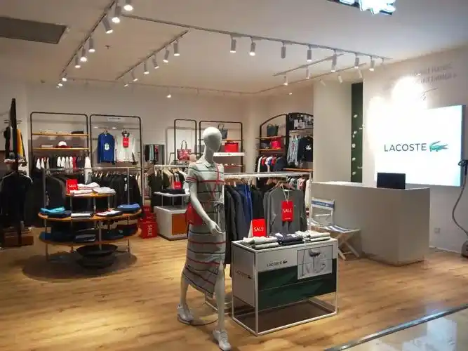lacoste — 新百广场 新店开幕