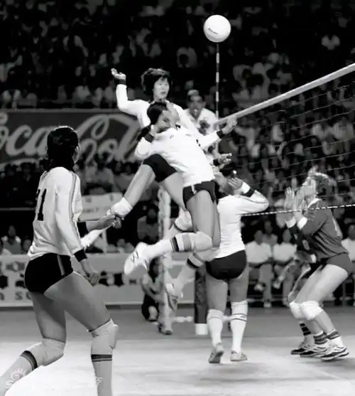 陈可辛这部《夺冠》,就是告诉你中国女排有多了不起