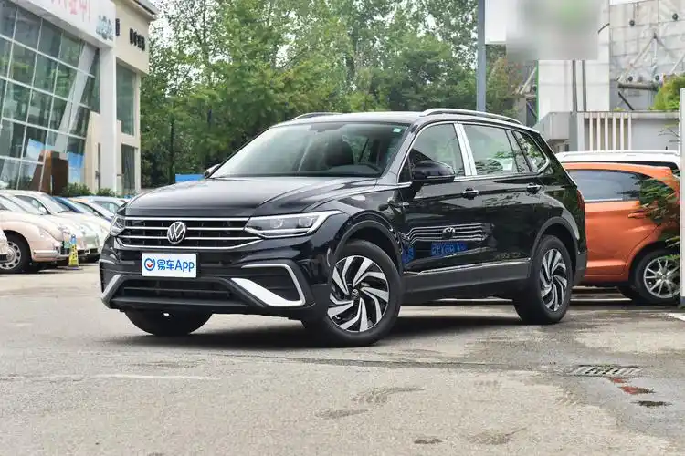 2023款 途观l 330tsi 两驱智享版 5座外观