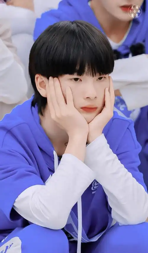 想开一个周震南可爱头像楼