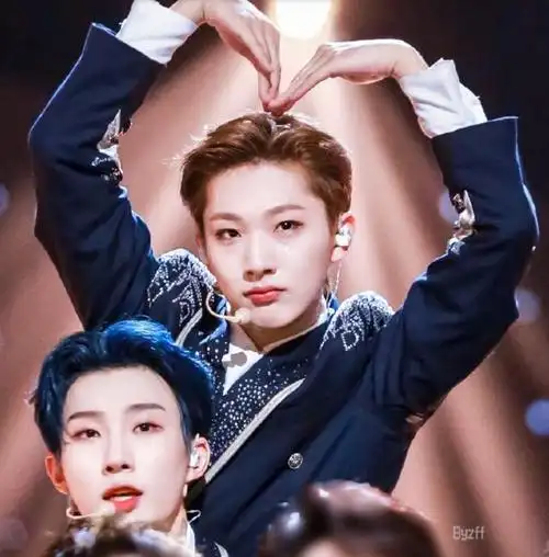 创4奥斯卡胡烨韬上热搜两人相处甜蜜又是被拉出来挡枪的