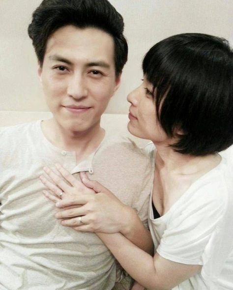 佟丽娅暖不热的是陈思诚的心,但是他爆红后还一直守着二婚的妻子