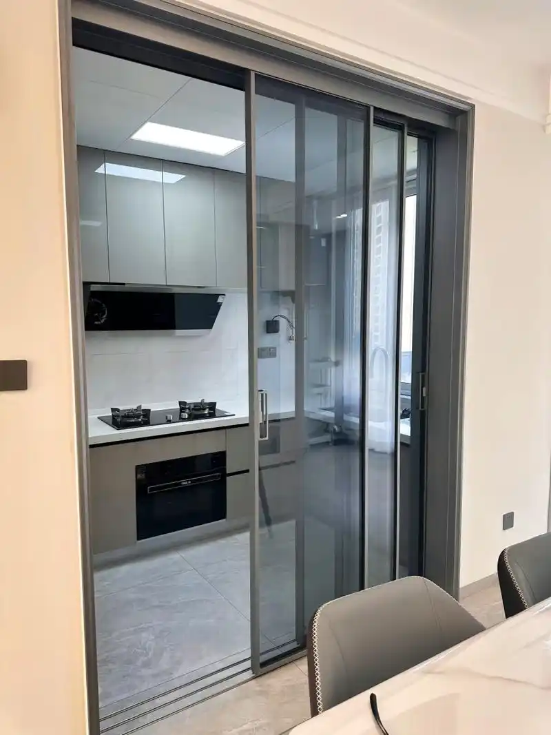 厨房的颜值担挡三联动推拉门:具体细节,选购经验,分享给宝子们,记住