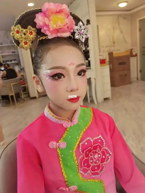 小兰花奖《小薇,小薇》儿童舞台妆