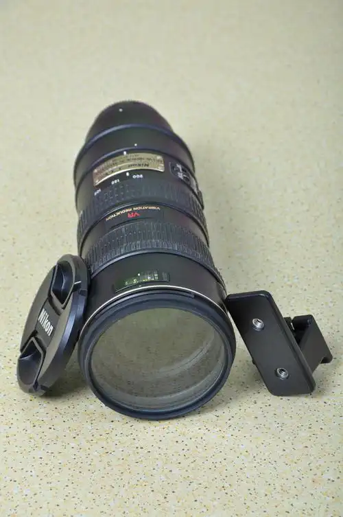 出售尼康小竹炮70-200