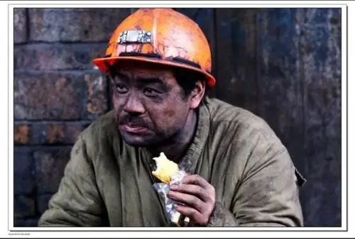 致70,80后奋斗中的中年男人们!