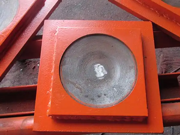 万向转动球形钢支座#云南商场楼层坍塌