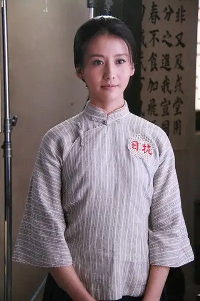 花一样的女人赵志瑶演绎传奇千金女