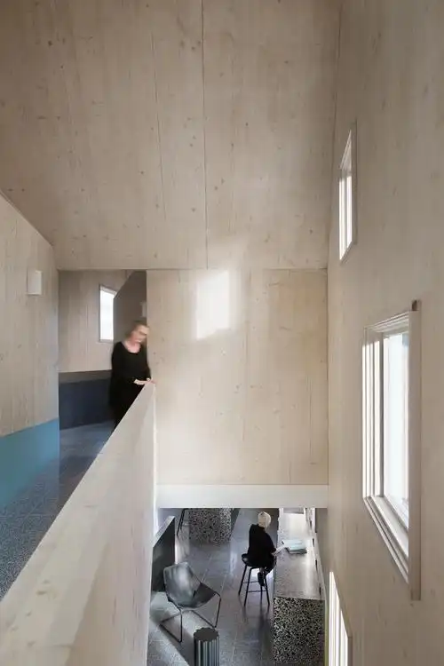 独特人字形屋顶建筑