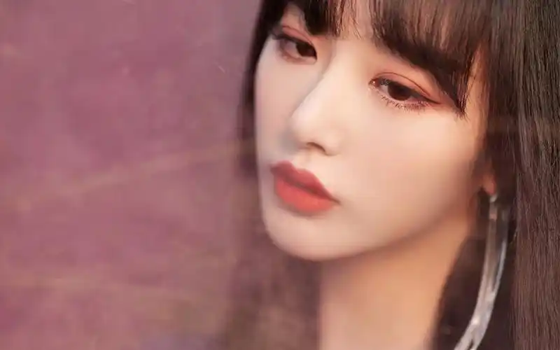 孔雪儿复古优雅写真图片电脑壁纸