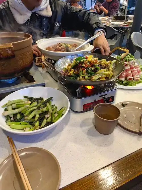 天天领红包 朋友聚餐不吃辣怎么行!