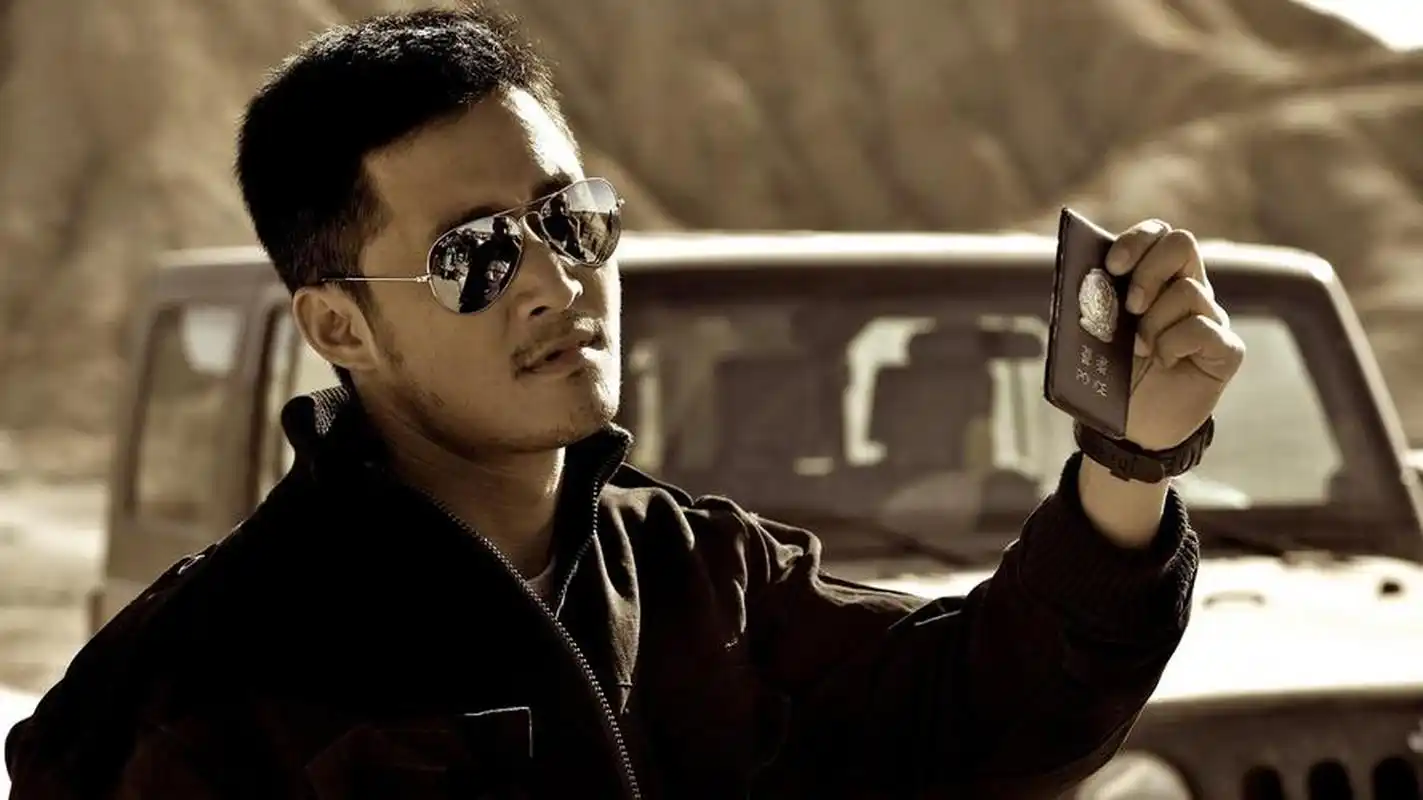 近日,硬汉吴京的最新亮相引起了广泛关注和热议.