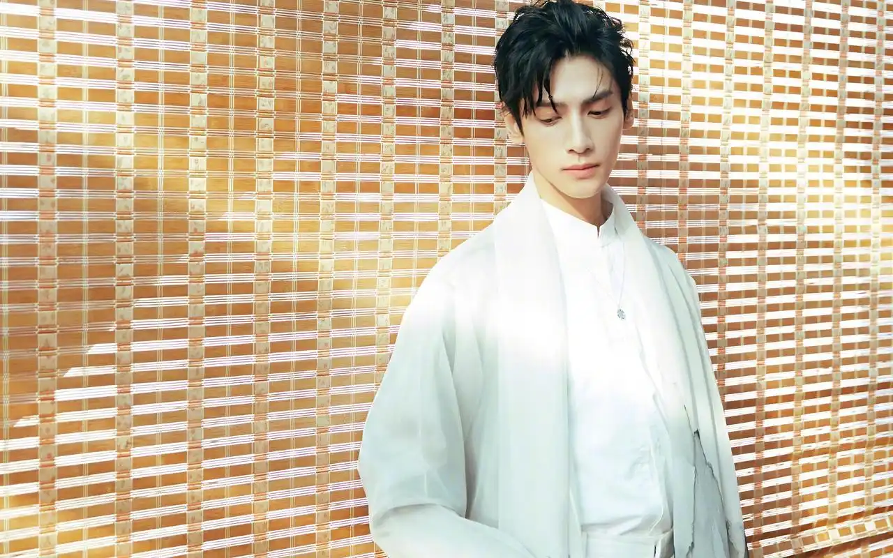 帅气,古风,中国风,小鲜肉,演员,4k,明星,大陆明星罗云熙古风写真 壁纸