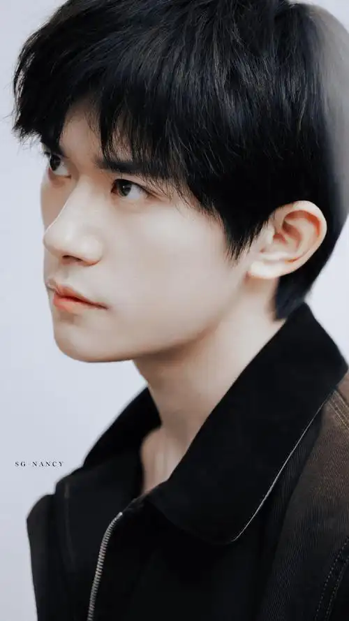 四字 易烊千玺 yyqx 四字弟弟