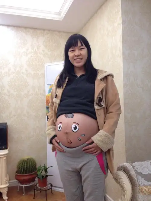 36周 2天的肚肚,宝宝还有26天就要与大家见面了哦!有点小紧张啦!