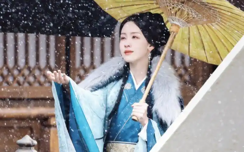 陈都灵破碎感绝了!