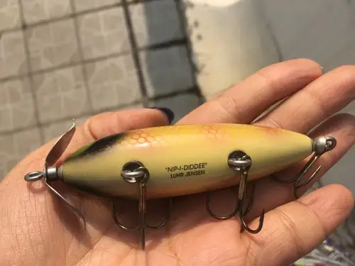 自主品牌 -巴尔杉木双螺旋桨铅笔8g 25g海钓假饵