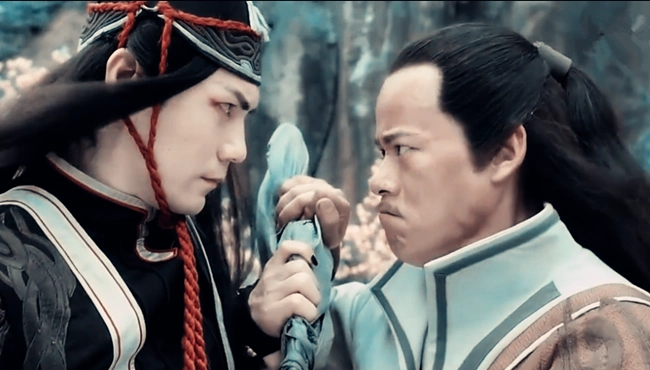 龙虎风云会伍英杰为何要给房书安捧刀说说狂傲的天地道传人