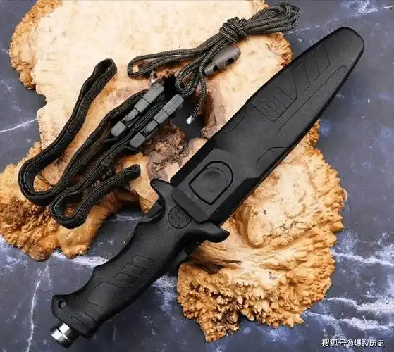 中国精品军刀:05式潜水刀,解放军蛙人"第一刀"_刀鞘_刀柄_刀具